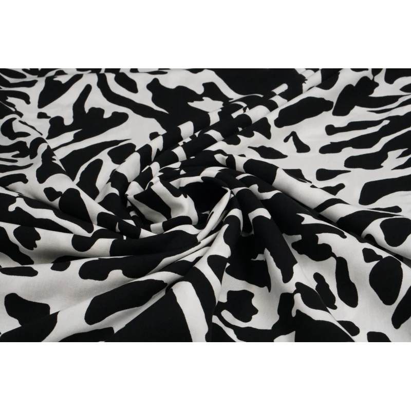 100% Viscose 82